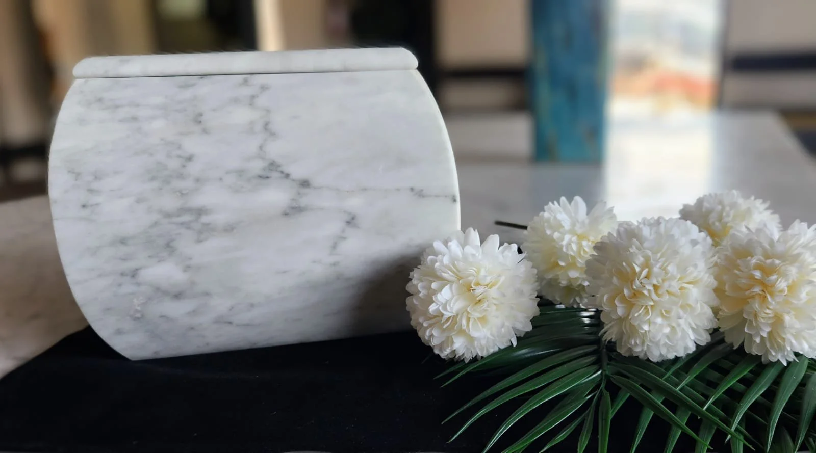 Urnas de Mármol Elegantes para Cremación