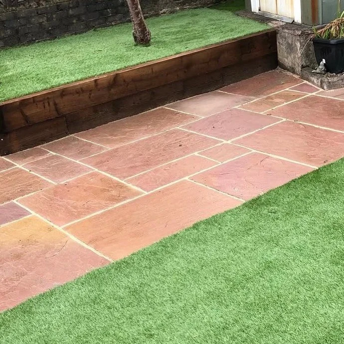 🏡Another clean, crisp and premium finish!  Book in your clean with us today!

We&rsquo;re proud to bring high-quality, reliable pressure washing services to our local community, restoring driveways, paths, homes, and commercial spaces back to their 