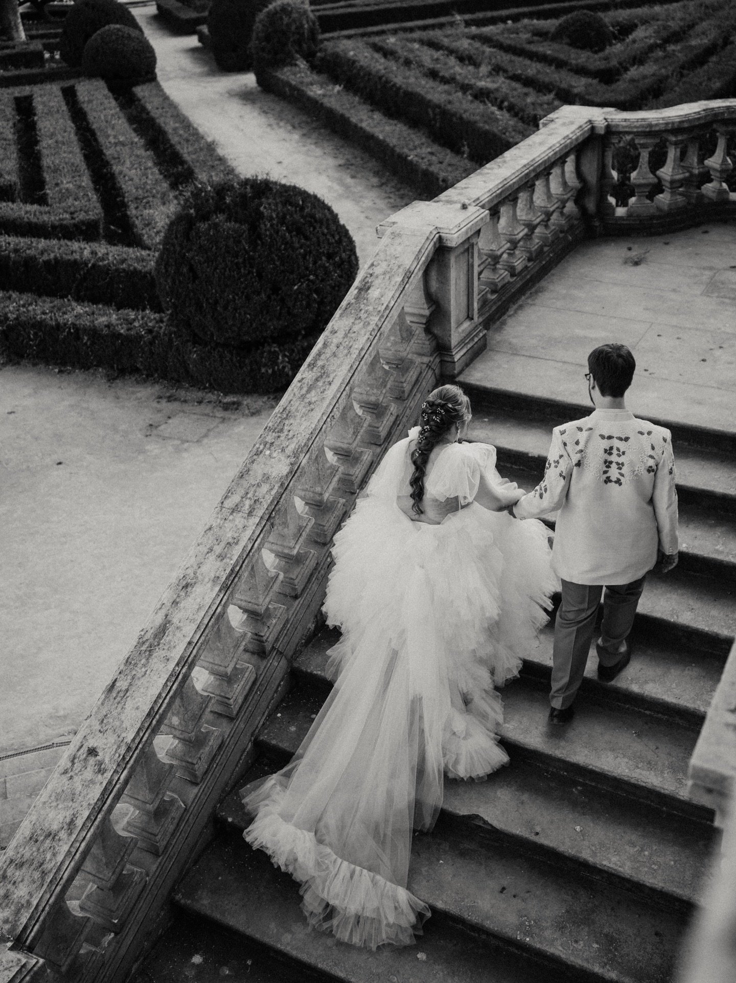 Some weddings feel like a dream you don&rsquo;t want to wake up from.

An afternoon lost in a timeless garden, where every step feels cinematic&hellip; 
and then &mdash; a peacock crosses your path like it was written into the story.

This is what I 