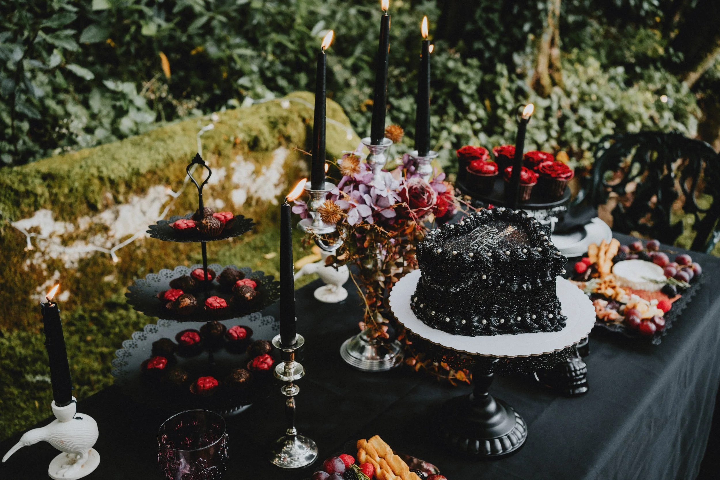 Alternative dessert and wedding cake in Elopement in Sintra