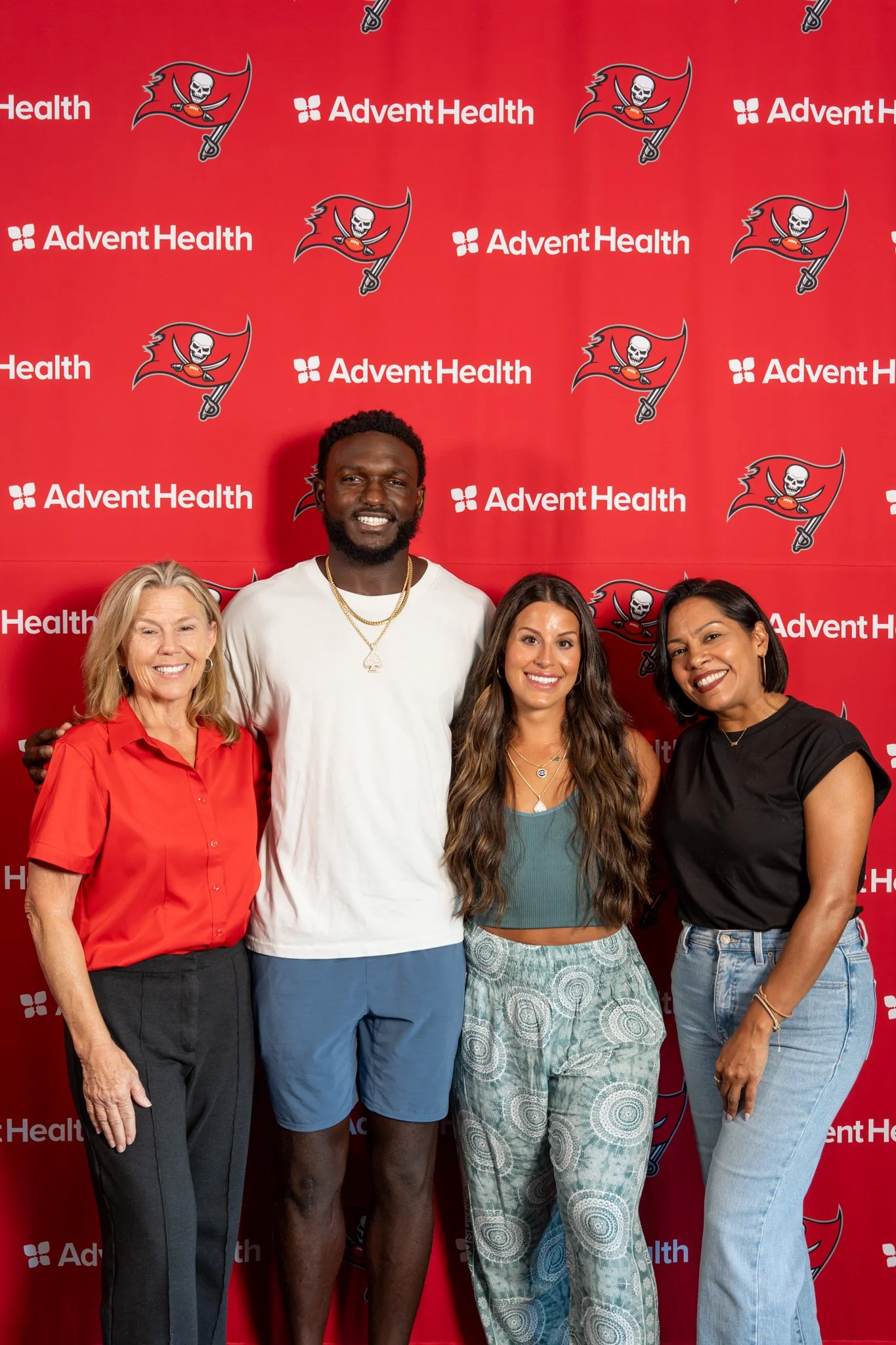 Godwins-OneBucPlace9.jpg