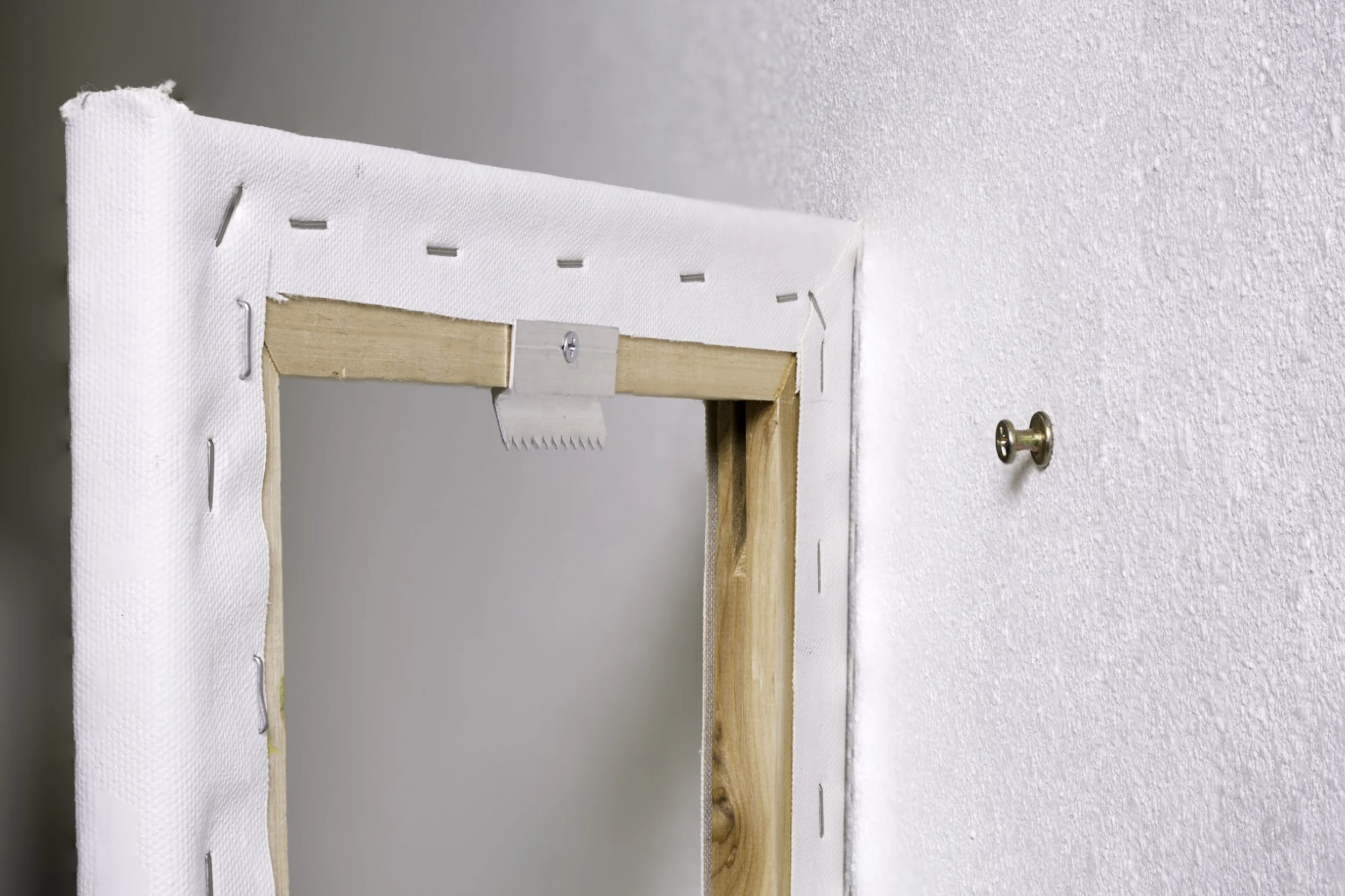 Self-Leveling Flushmount Hangers