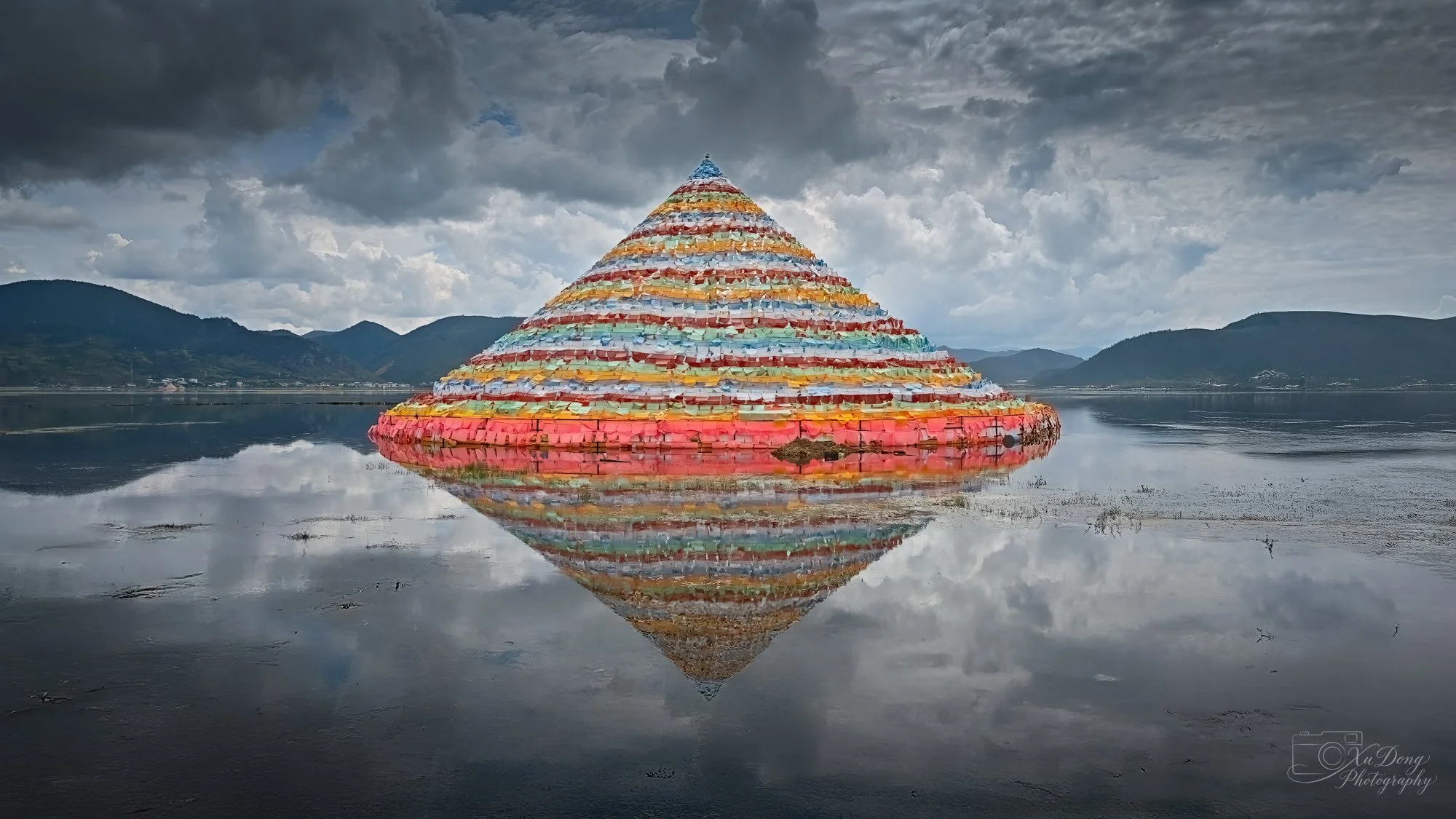 A serene, spiritual moment in Yunnan featuring a traditional Tibetan stupa, reflecting perfectly in the still waters