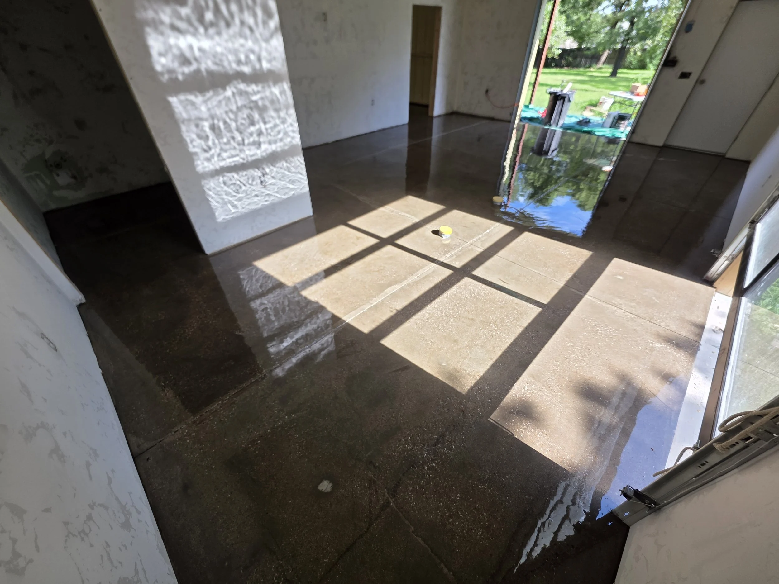 2 - The MVB helps level out some texture imperfections on the concrete.