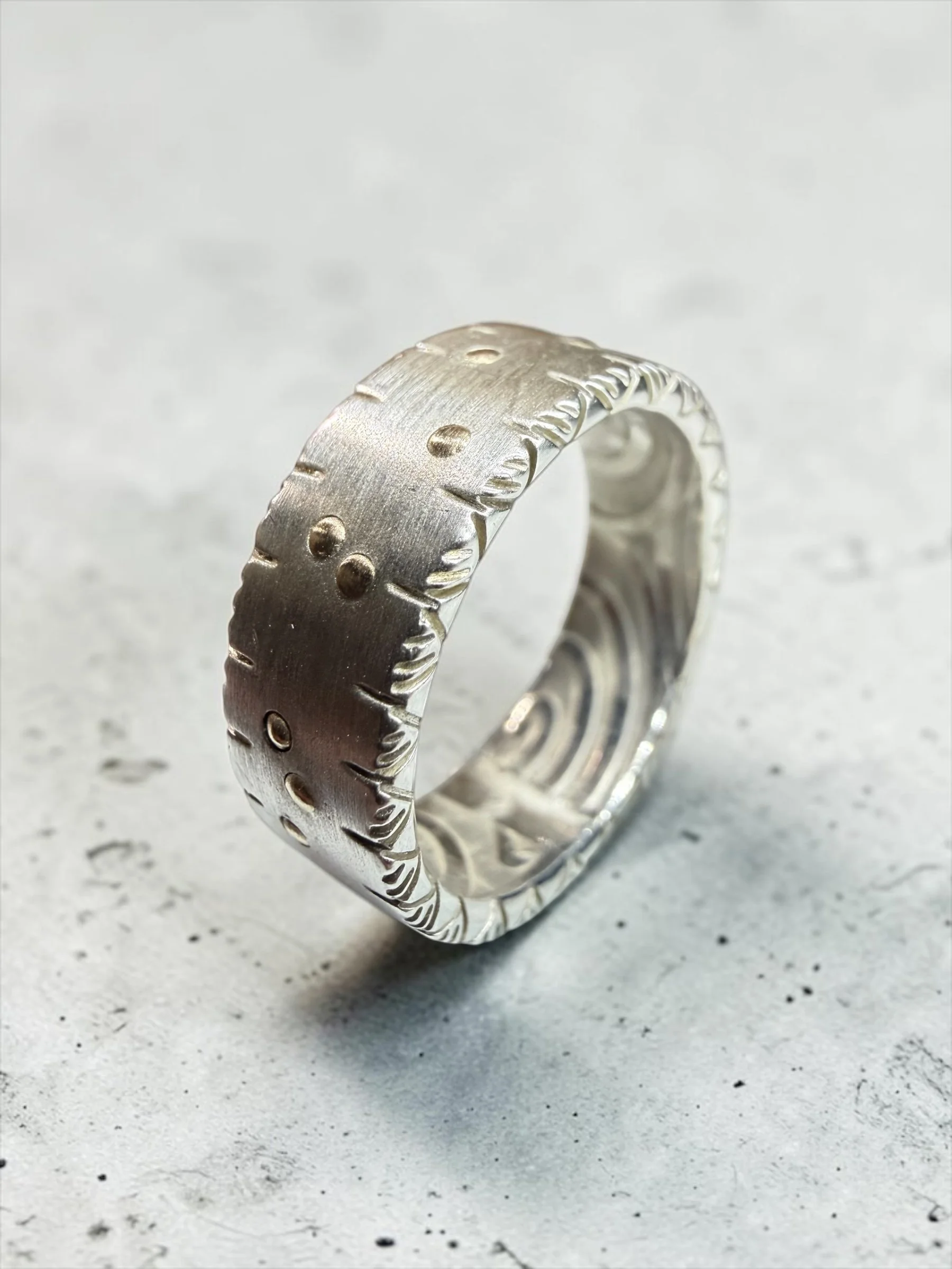 SOUTH PACIFIC 18K & STERLING SILVER RING