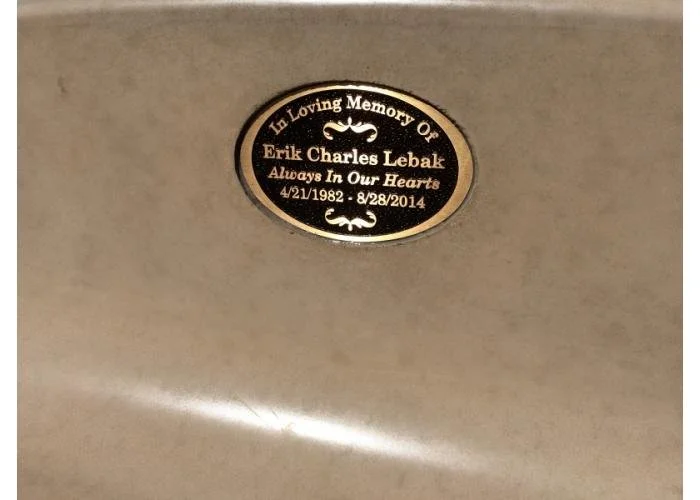 plaque3.jpg