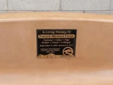 plaque2.jpg