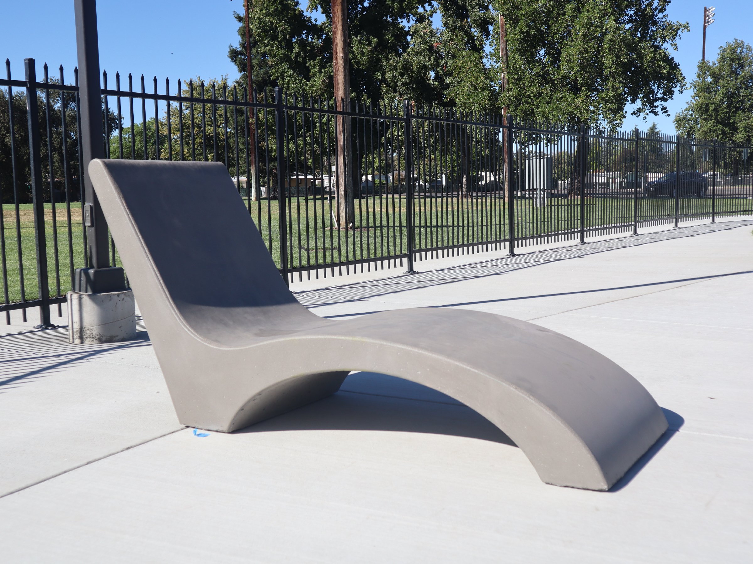 #433 - Chaise Lounge Chair