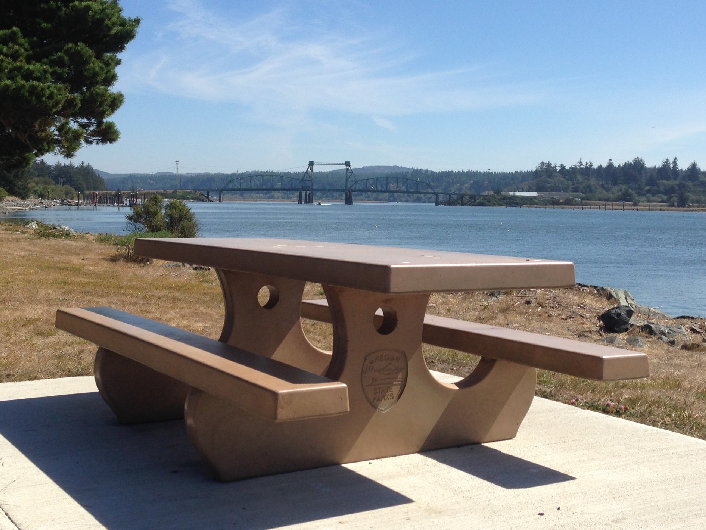 #100S - 92" Picnic Tables, Round Legs