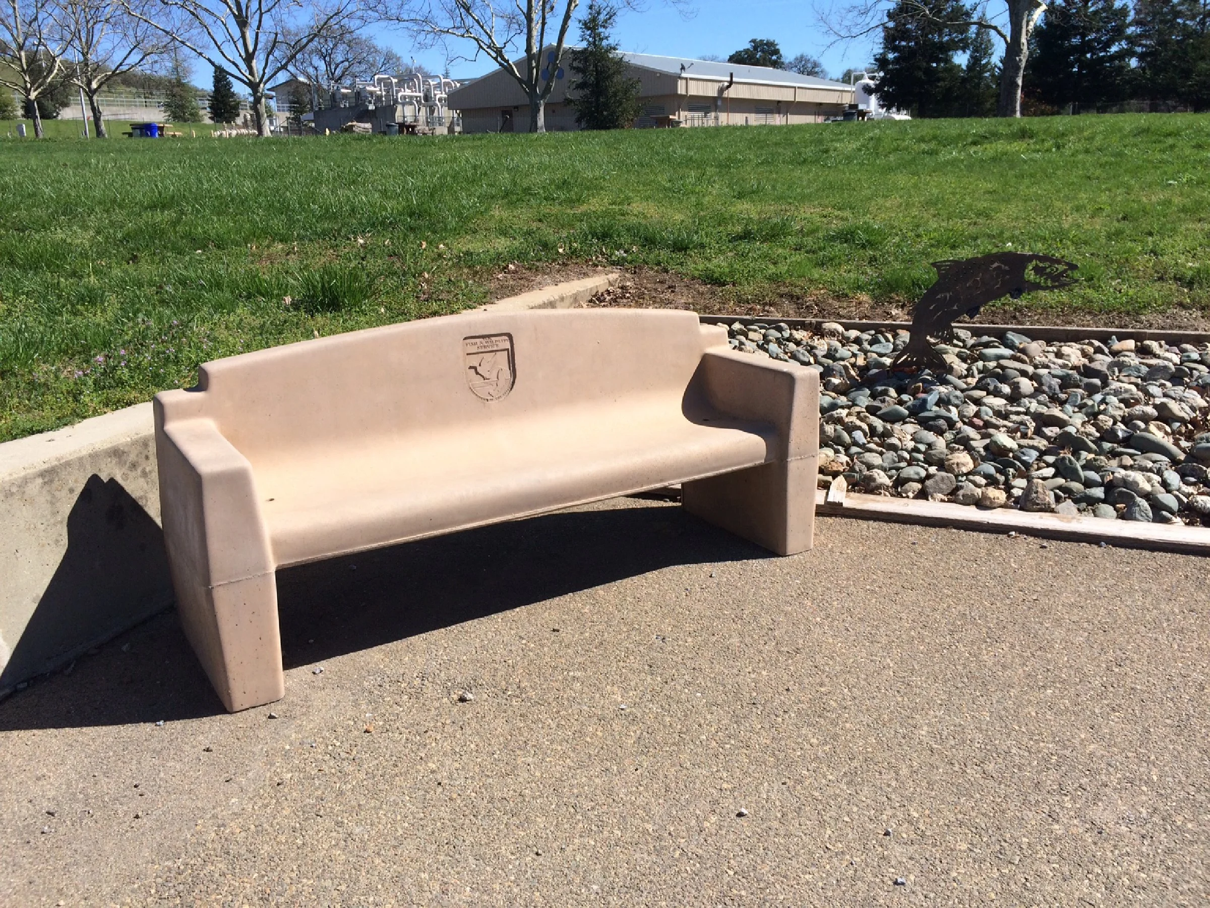 #408 - Contour Bench w/Armrests