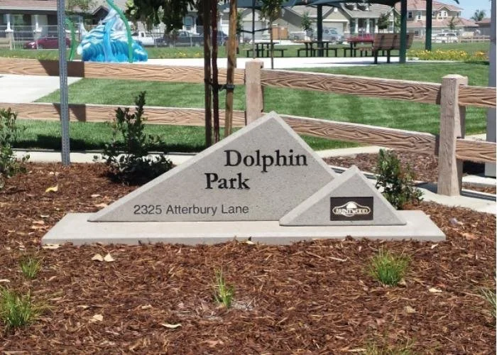 Brentwood Park Signage