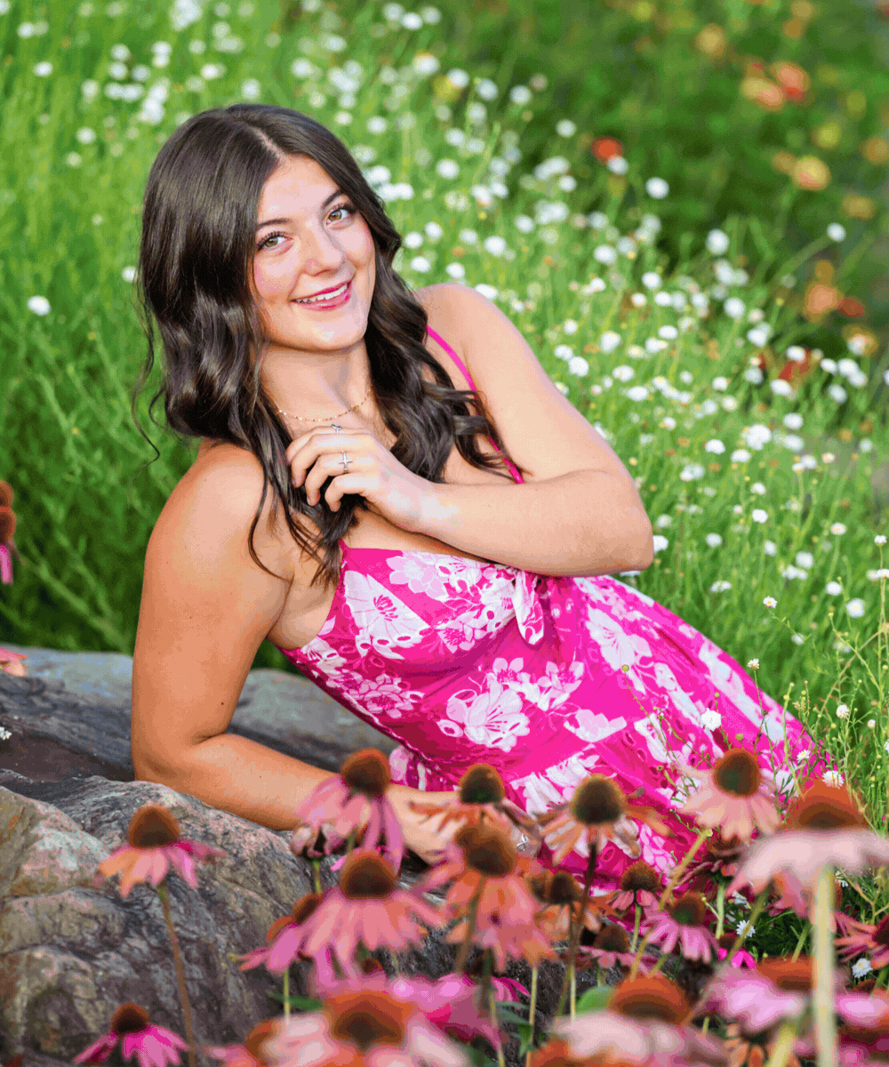 Gif of high school seniors posing for their senior portrait sessions Williamsport PA