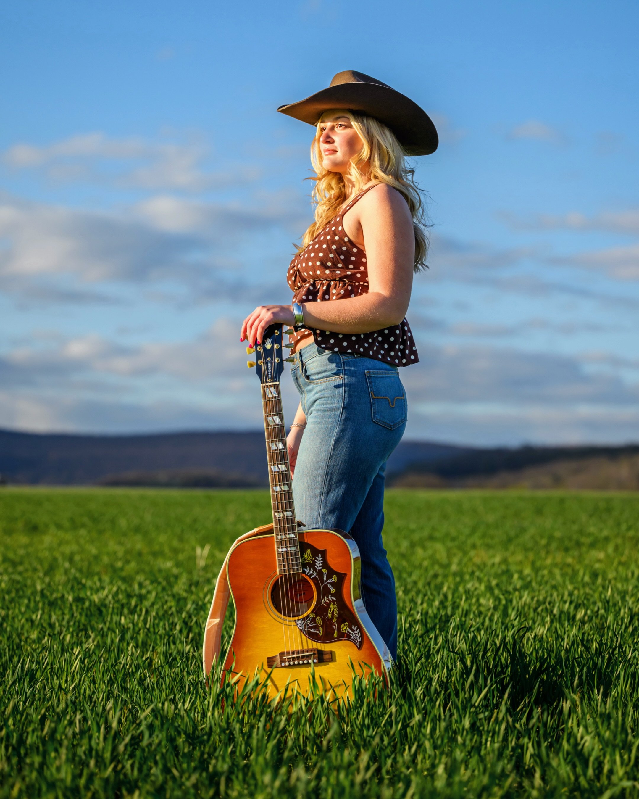 I&rsquo;ve had the pleasure of photographing Izzy over the years, from her senior session to individual portraits. This spring I was so excited when she asked me to photograph her and her new band, The Wildflowers! 

It may have been freezing that da