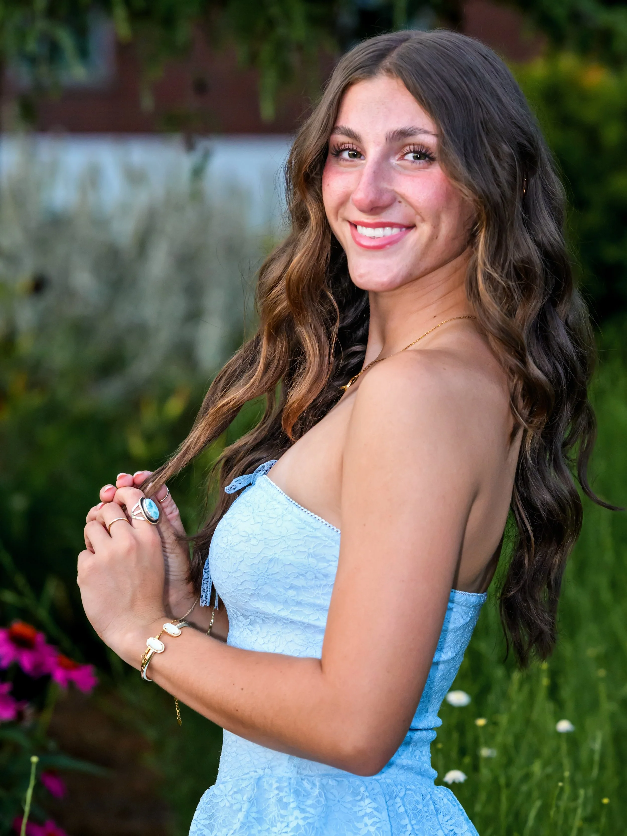 She drove an hour... and somehow made it look effortless. 💫

This soon-to-be Midd-West senior has been balancing soccer and ballet since she was itty-bitty, and she&rsquo;s taking that same dedication with her as she continues her soccer career in c