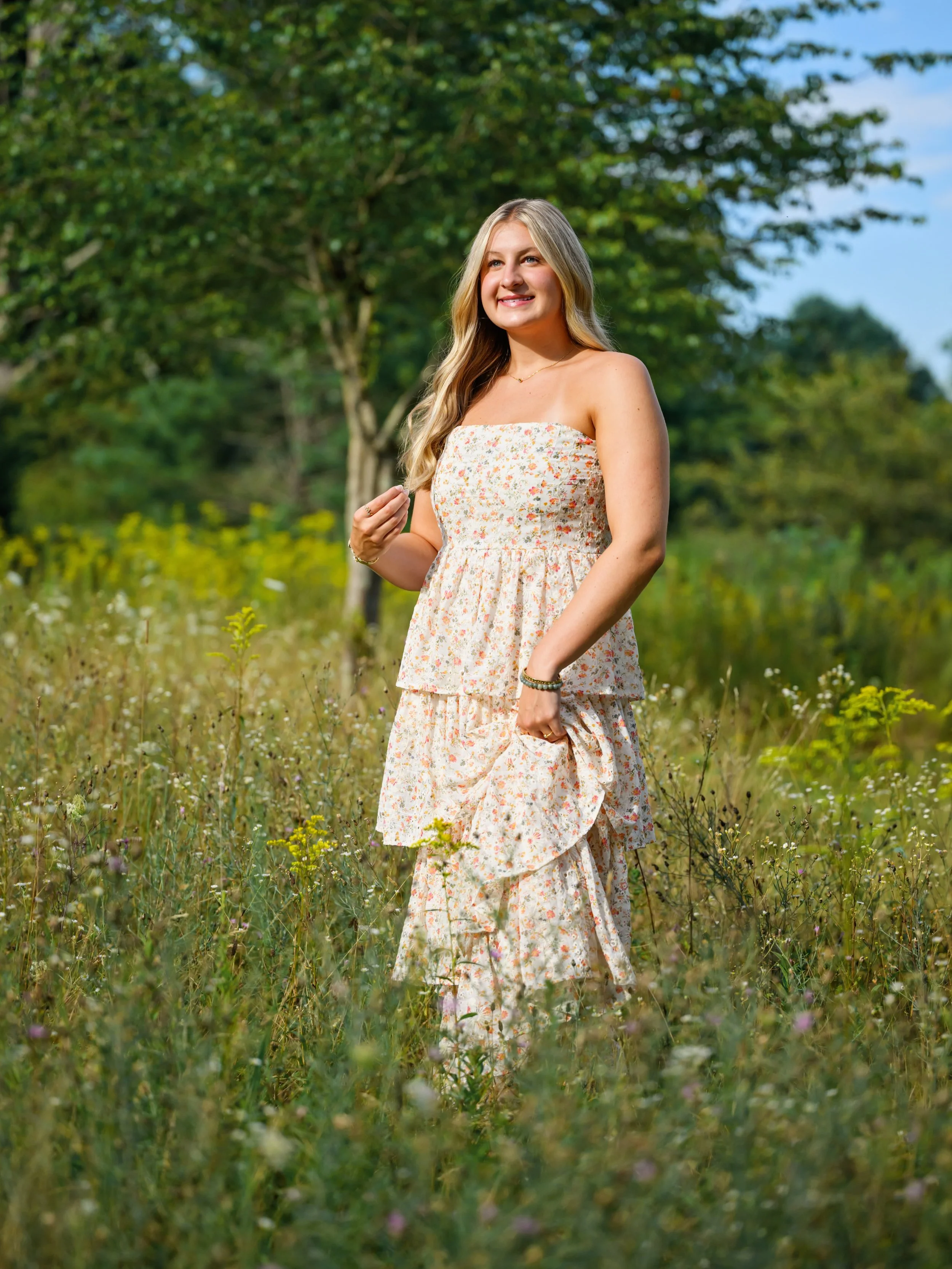 Mylee had her senior session last night, and I am obsessing over every photo! The flowers were showing off, and getting to photograph my sweet cousin made this session even more special. Also, I&rsquo;m completely obsessed with each one of her looks,