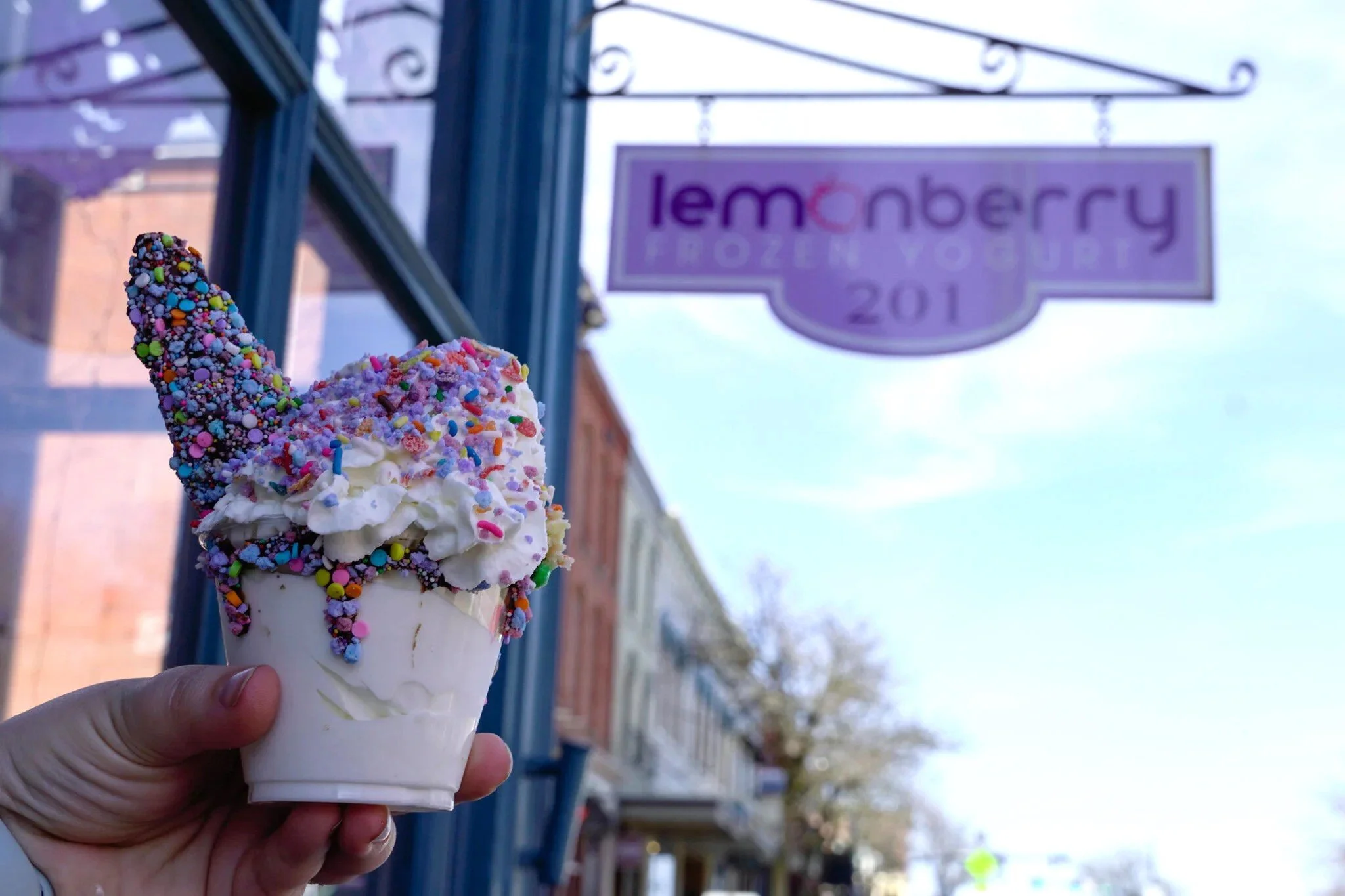 The Journey of a Lemonberry Manager – Meet Medina’s Nicole Loder