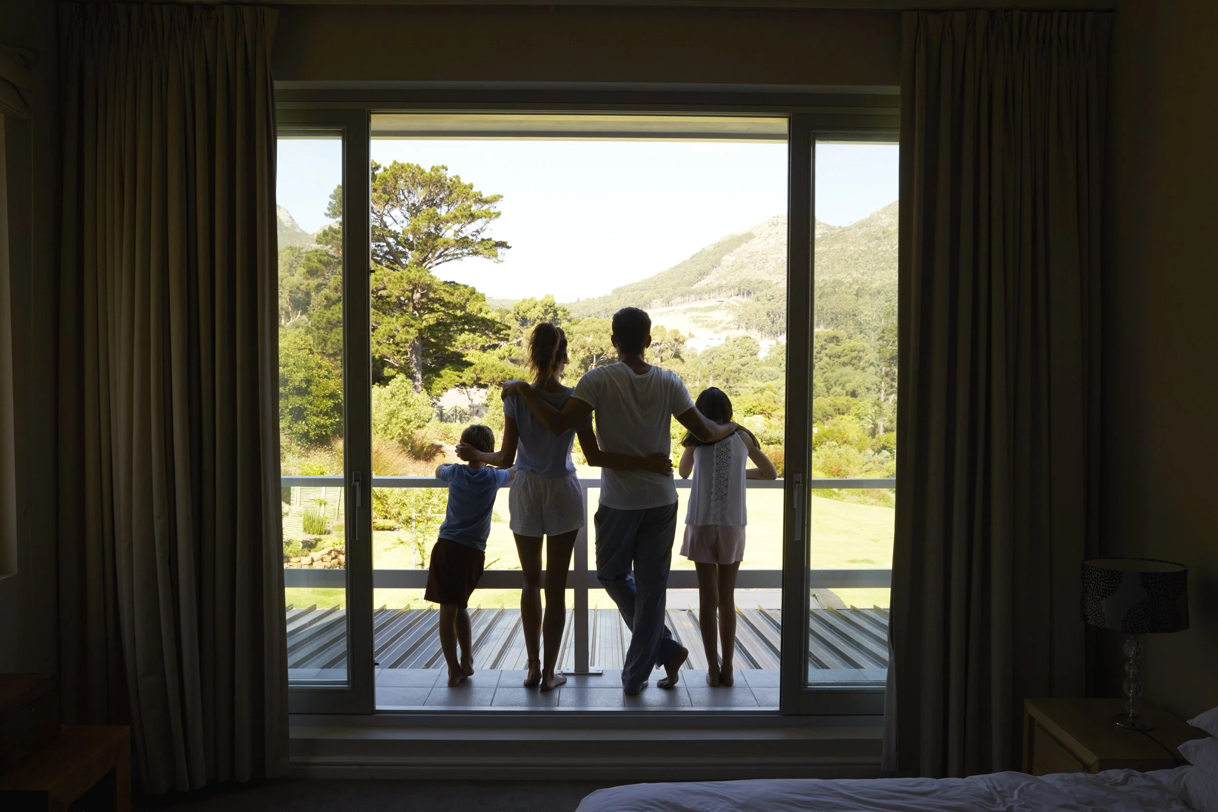 Family multi-generational travel Panama — coordinated group logistics VIARE