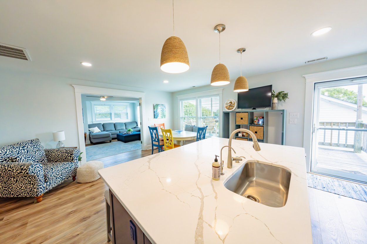 5 Allured Living Kitchen.jpg