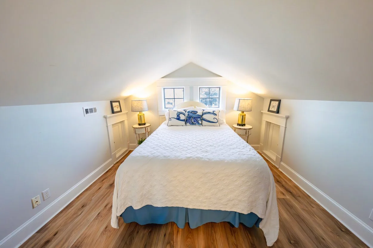 43 Allured Living 2nd Bedroom.jpg