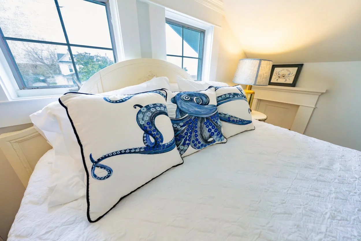 38 Allured Living 2nd Bedroom.jpg
