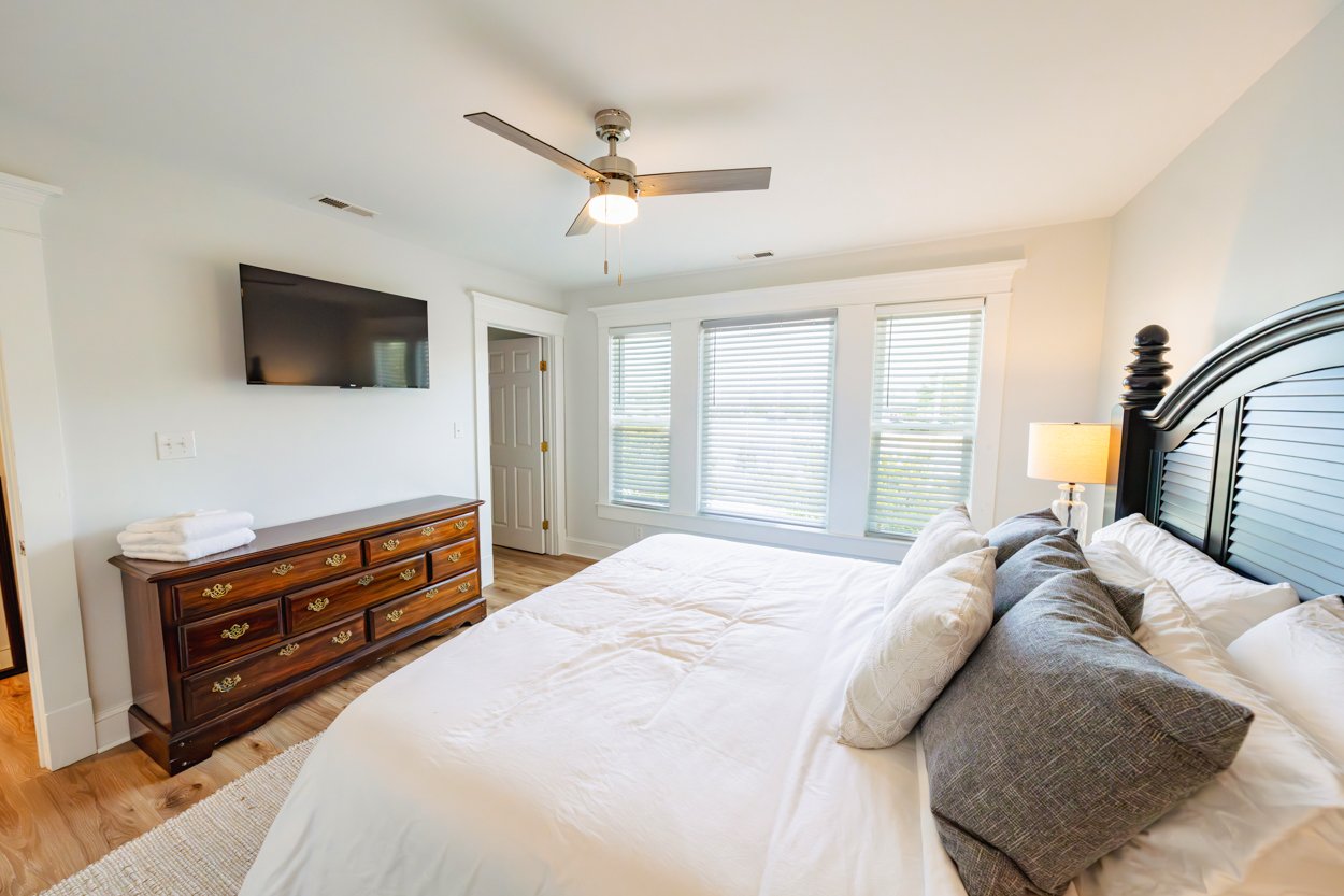 29 Allured Living Master Bedroom.jpg