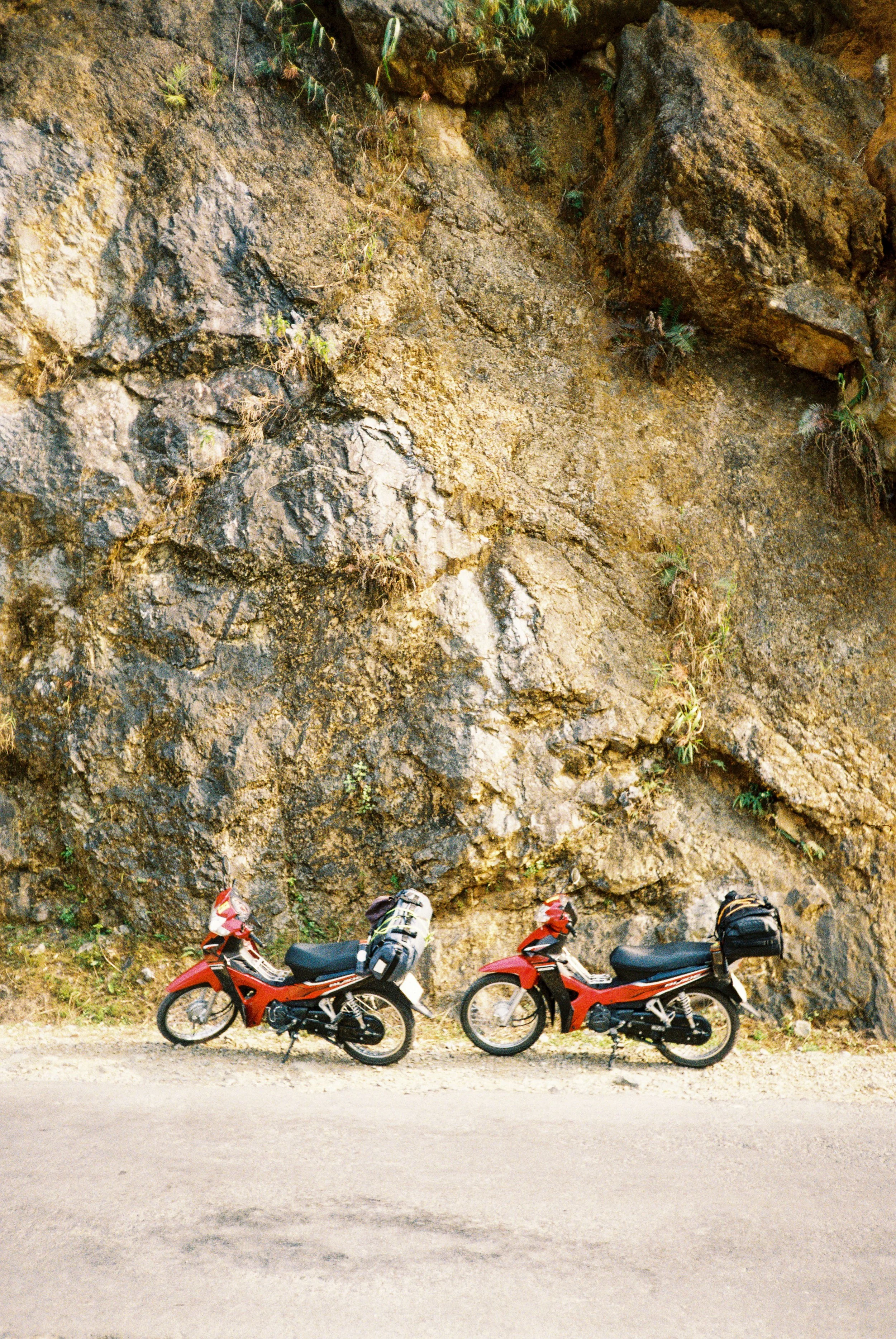 motorcycle trip through the north of vietnam