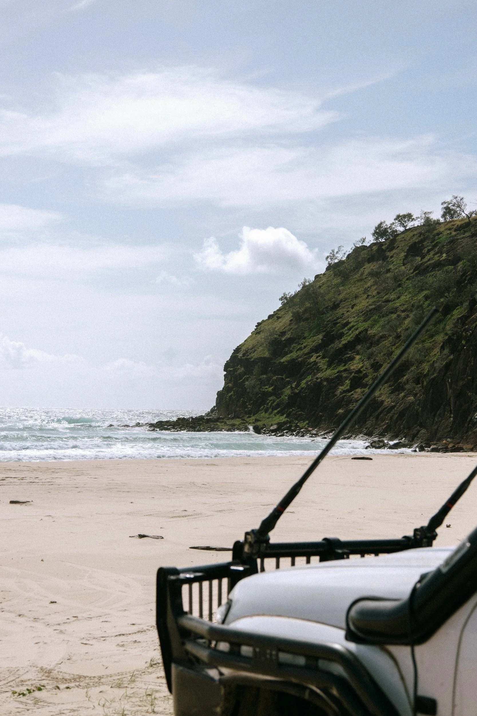 Off-roading road trip on Fraser Island