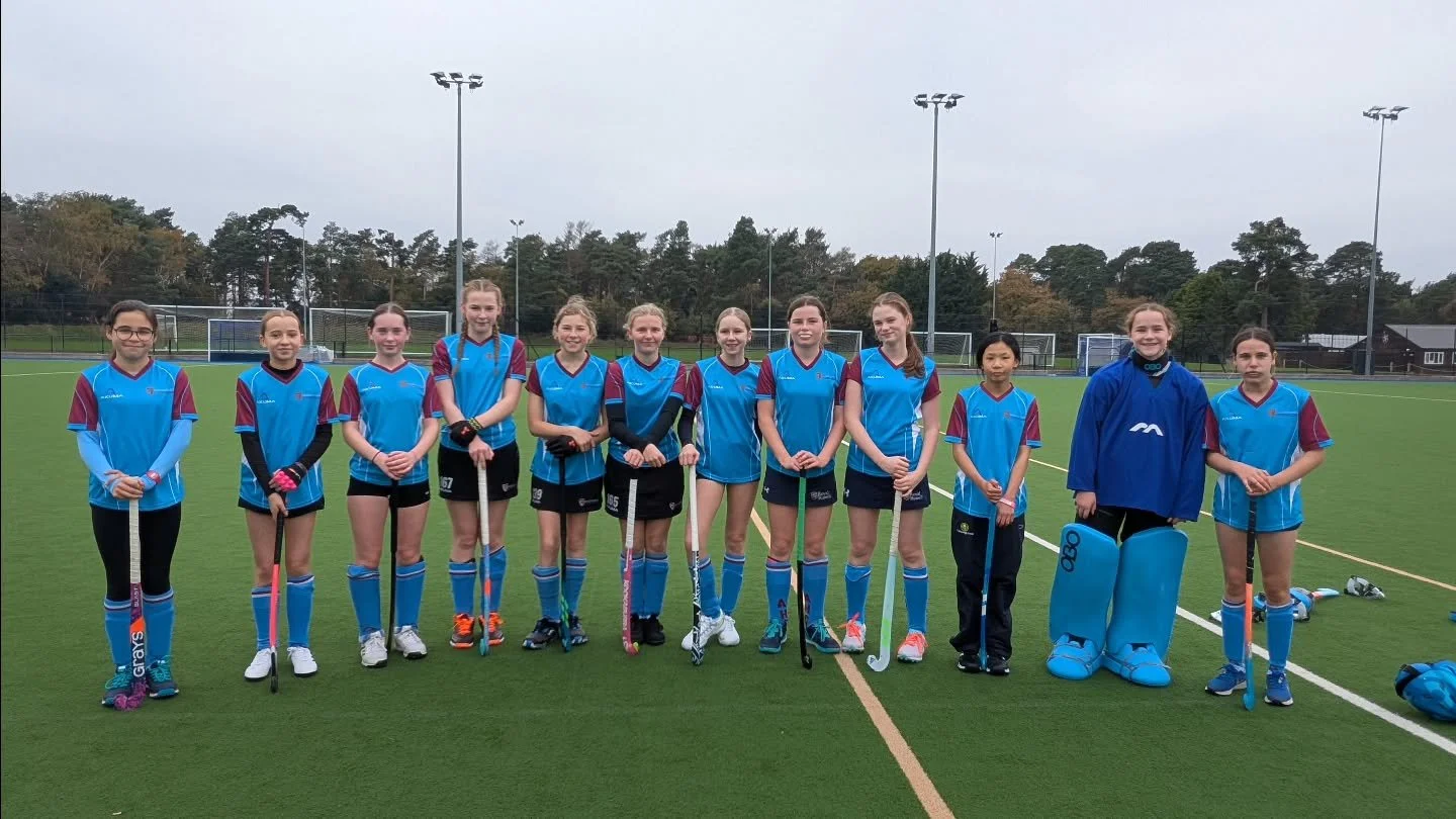 U14 Girls take home the win today in the last 5 minutes of play against a great @sevenoakshc side. 3-2 final score. Well done girls 👏🏻🏑