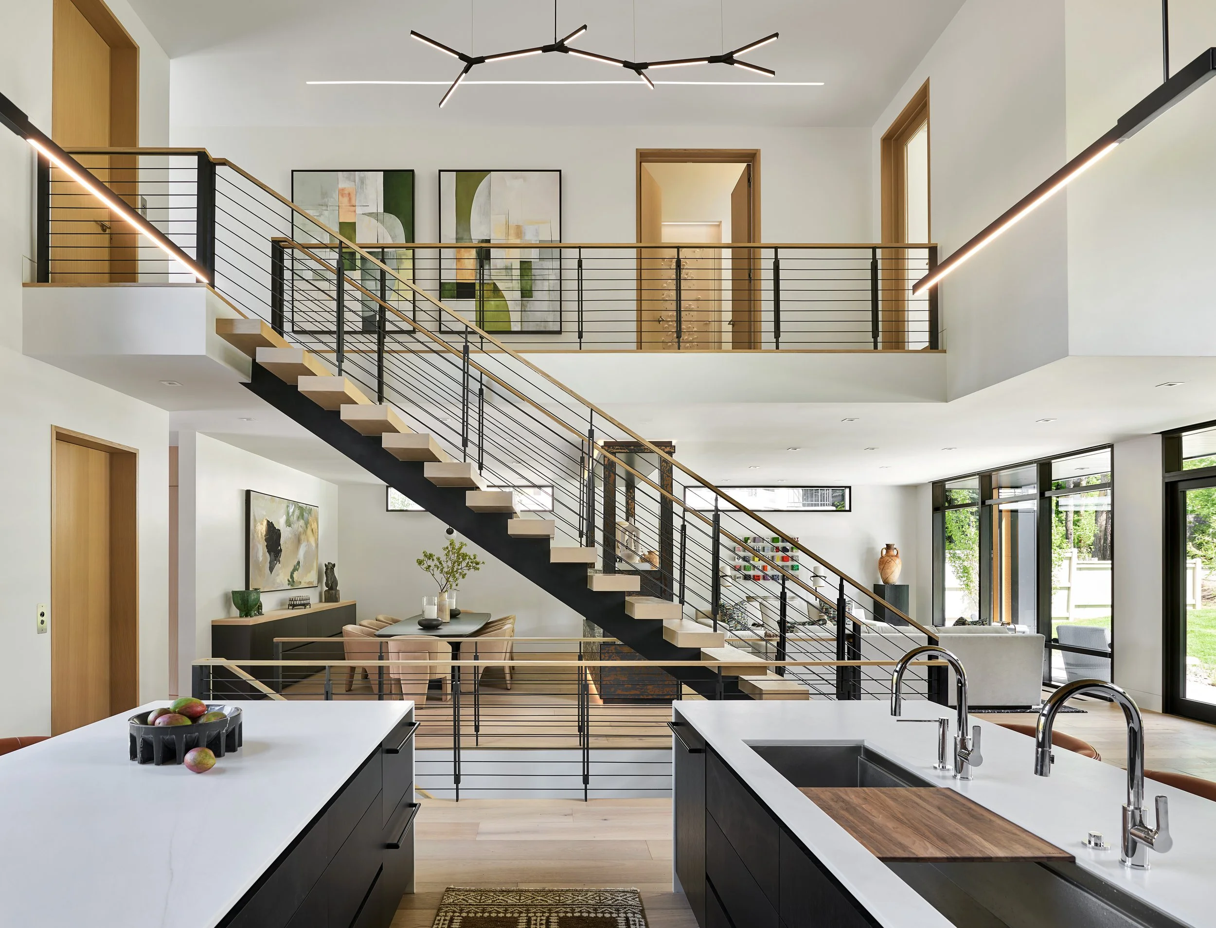 810 W Smuggler Kitchen