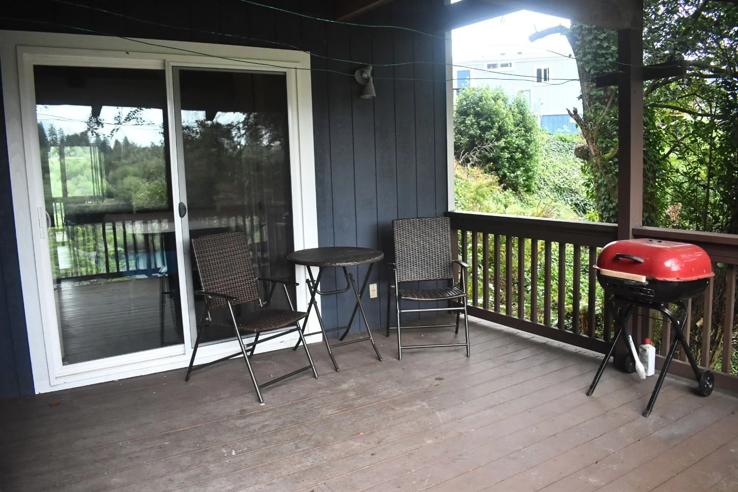 17-oregon-brookings-chetco-retreat-bedroom-deck.jpg