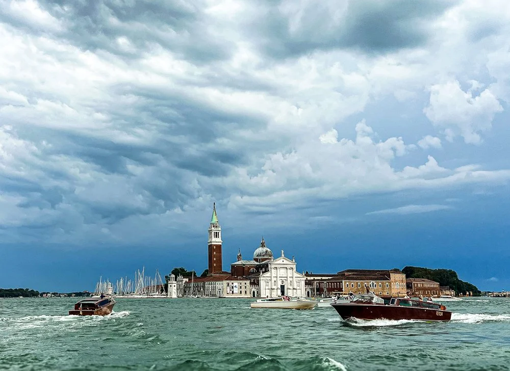 07-23 Julie Kim-VENICE SEA.jpg