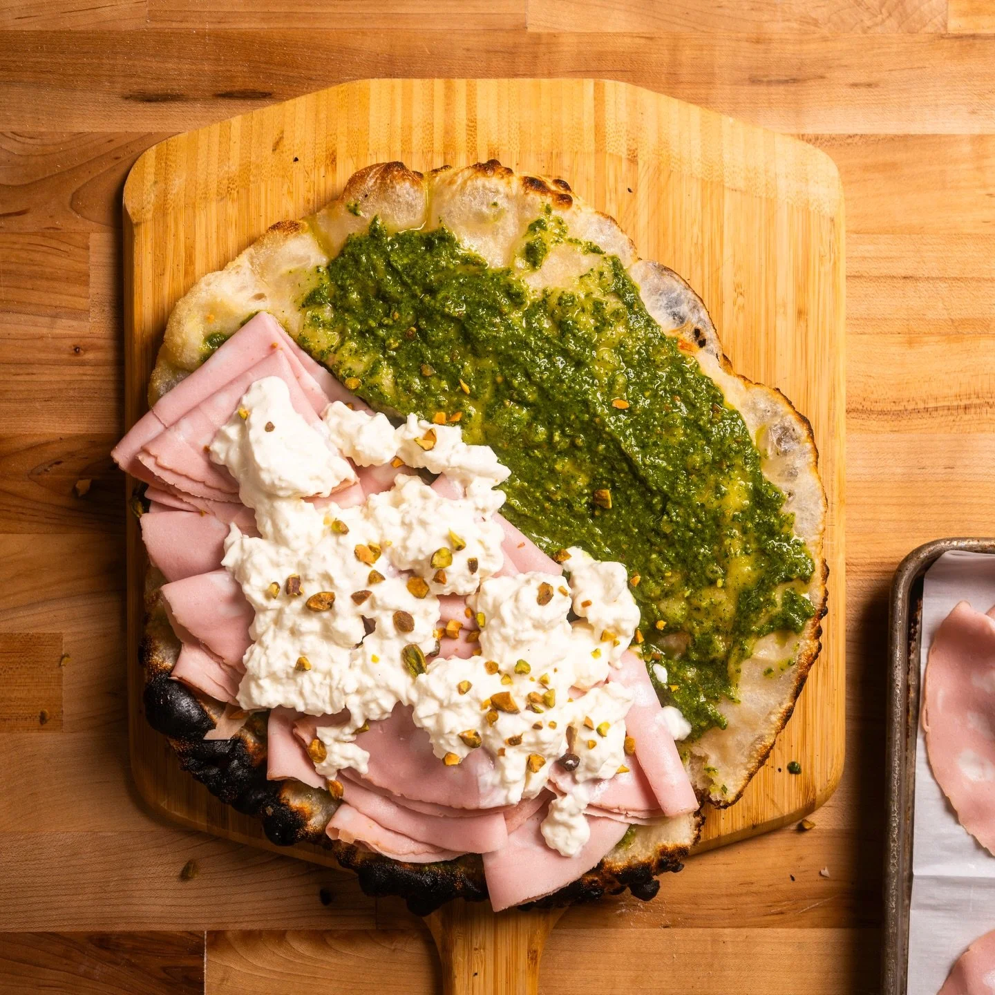 Mortadella Panuozzo or Stracciatella with Mortadella?

Either way, you can never have too much @belgioiosocheese Stracciatella 📈📈📈📈