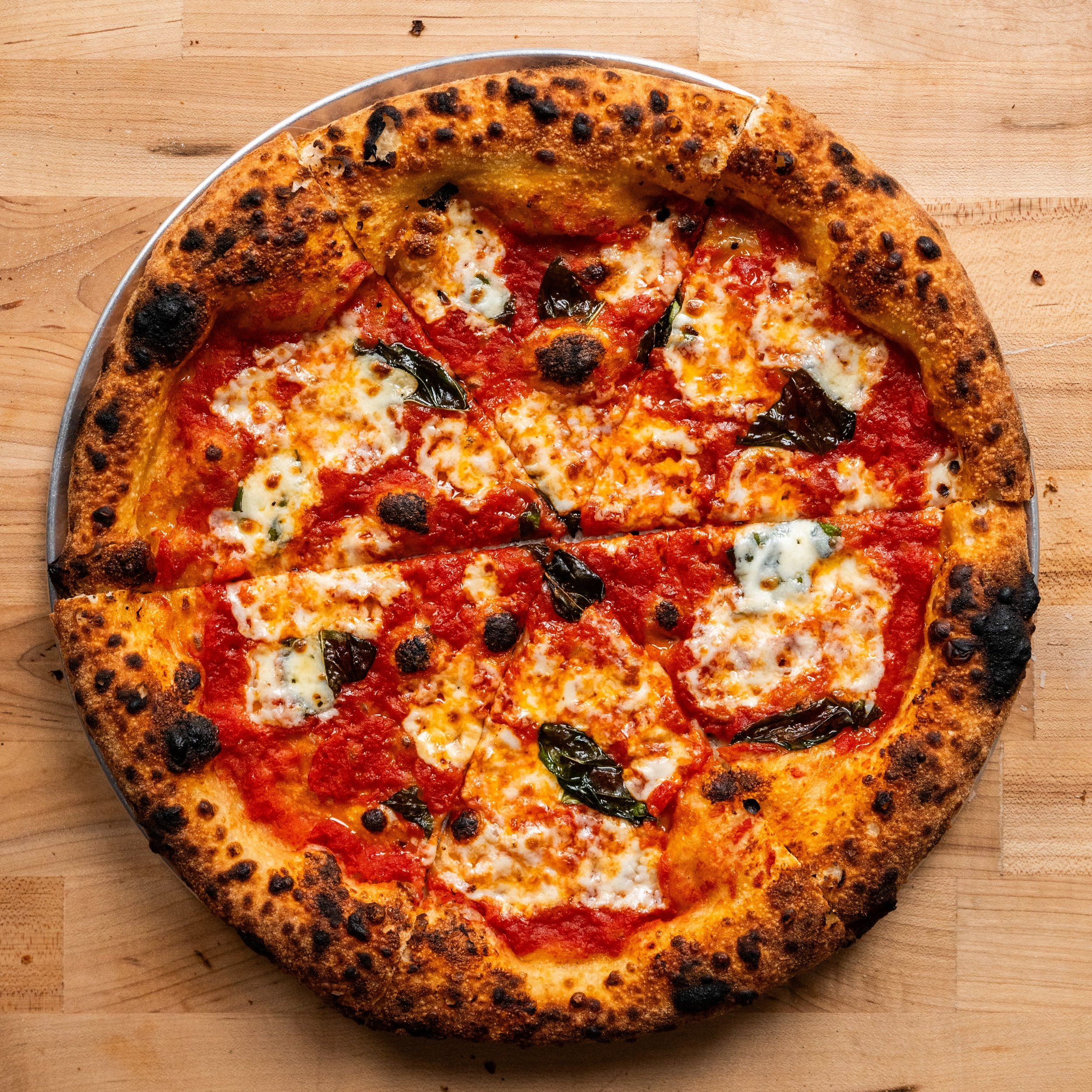 A cute lil marg to end the month&hellip;

Throughout my 6 years now of making pizza at home, I&rsquo;ve found the most cliche things you hear are true. There are no secrets to making good pizza:

&bull; Consistency in baking and experimenting
&bull; 
