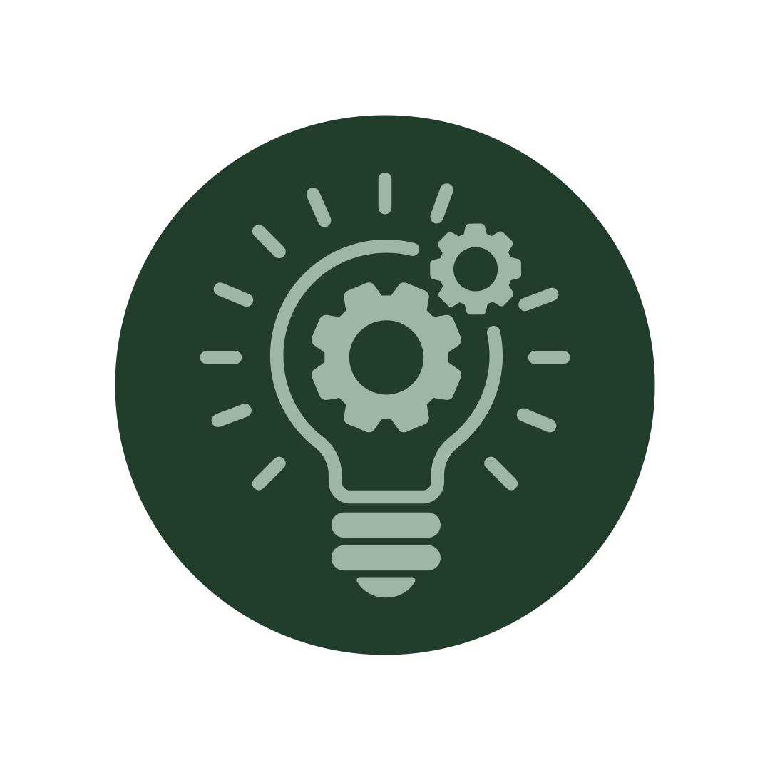 Icon of a light bulb with gears inside, symbolizing ideas and innovation.