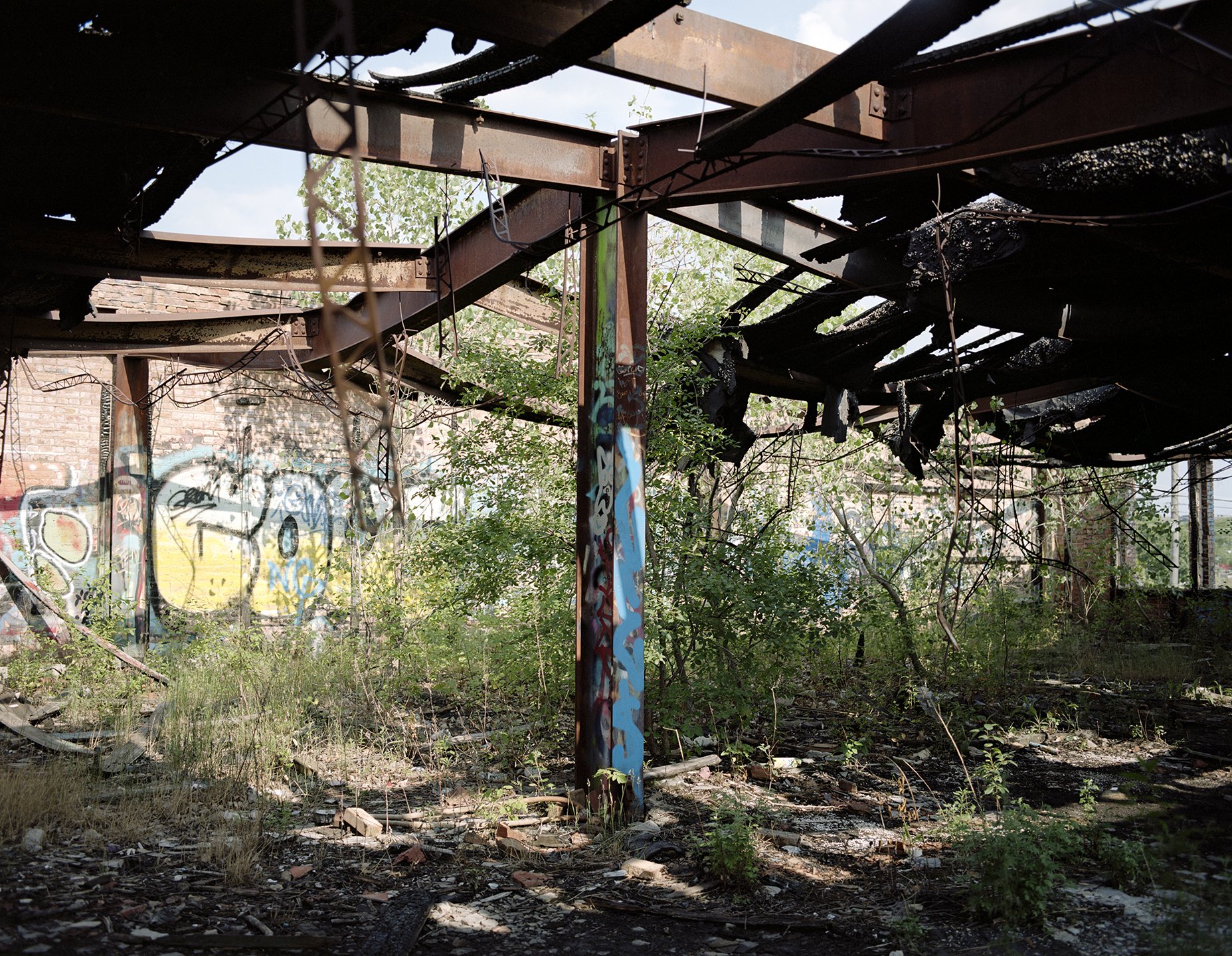 Outwest Pole.jpg