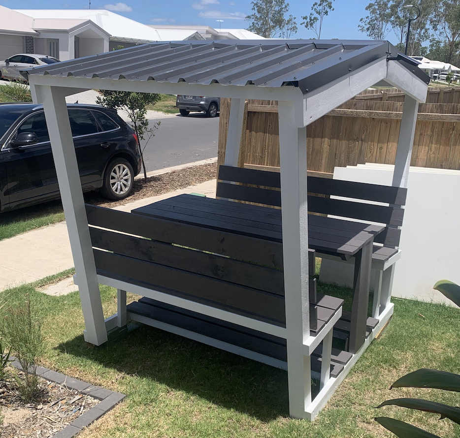 gazebo roof view monument.png