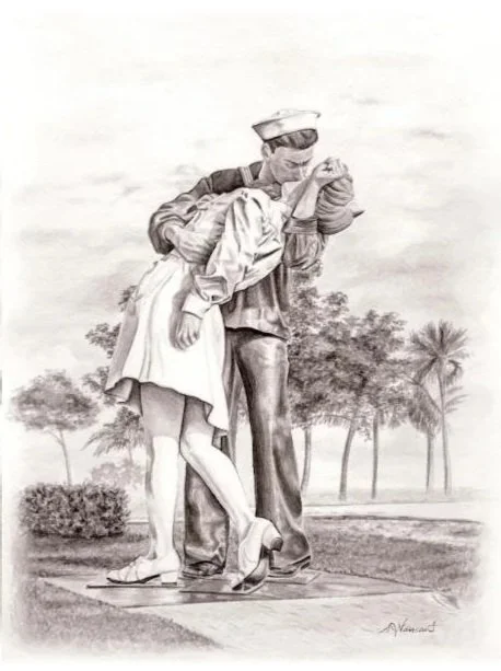 "Kissing Sailor Statue"