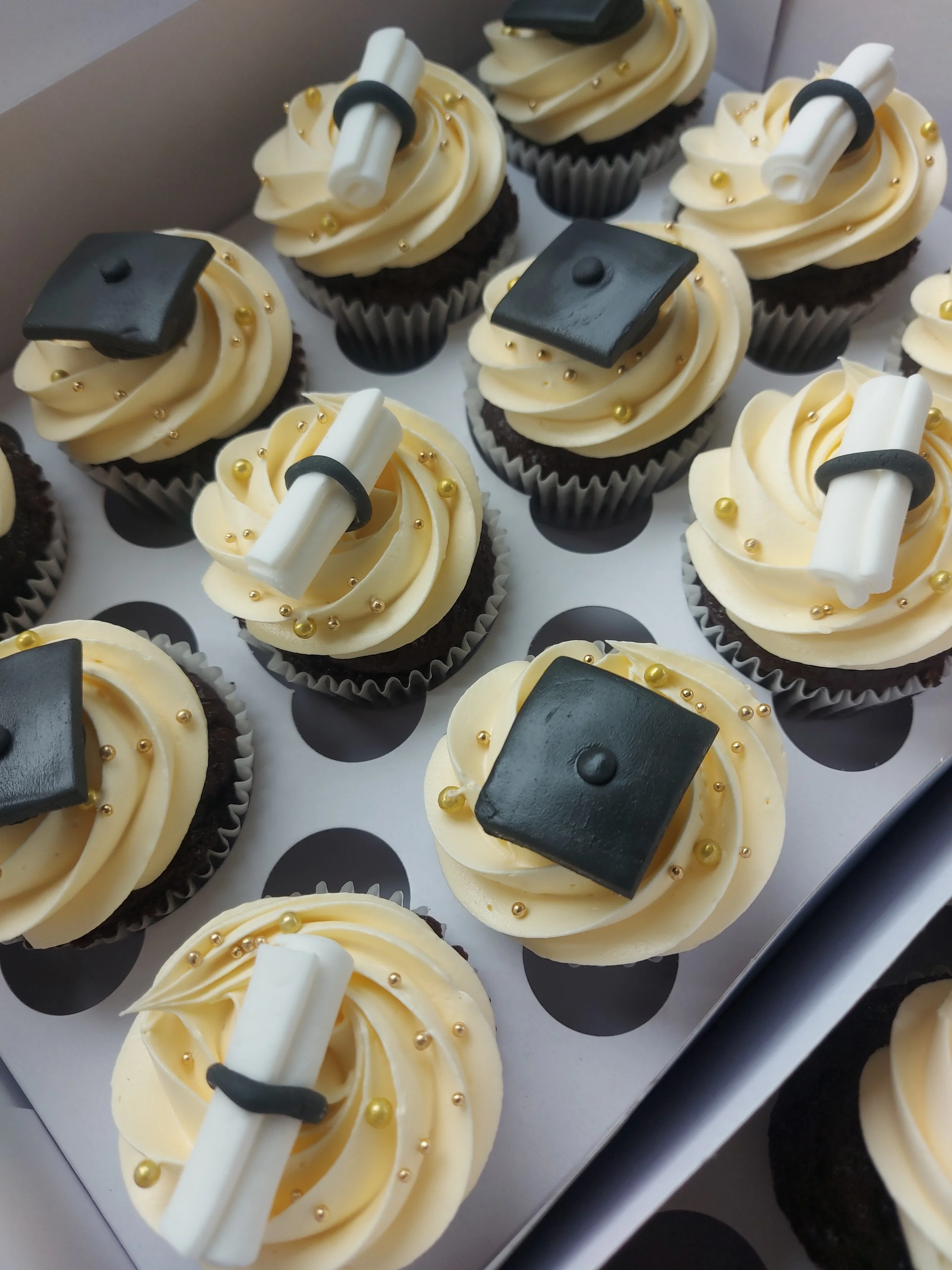 Allergy-Friendly Graduation Celebration Cupcakes