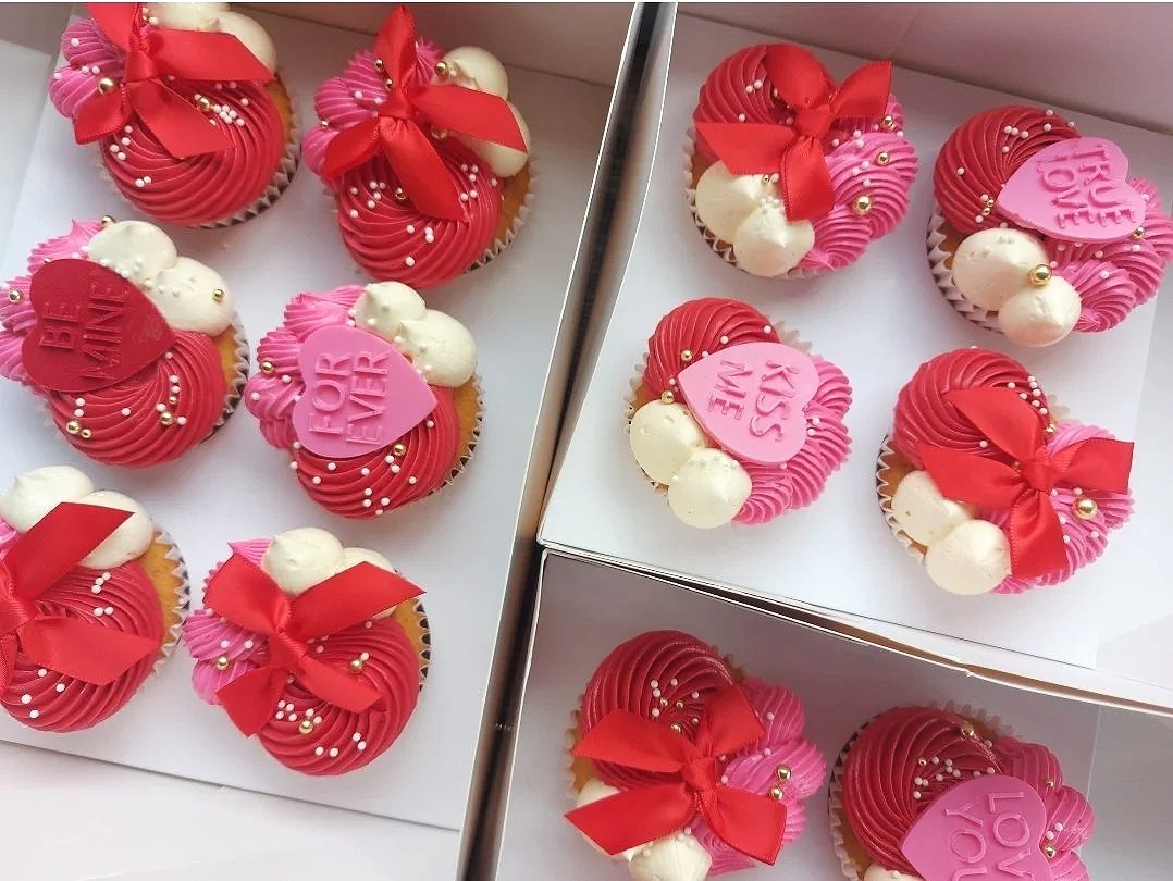 Valentine's Love Cupcakes