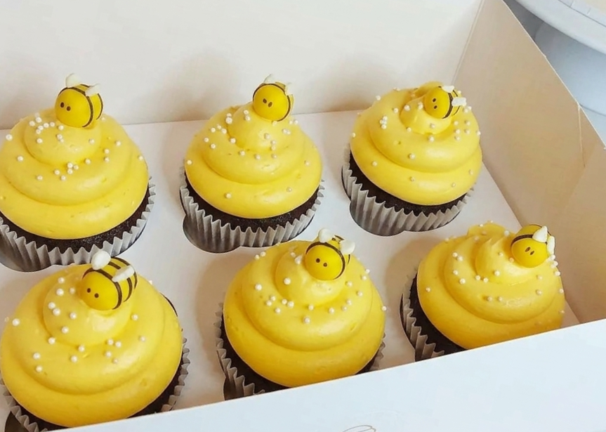 Buzzy Bee Cupcakes