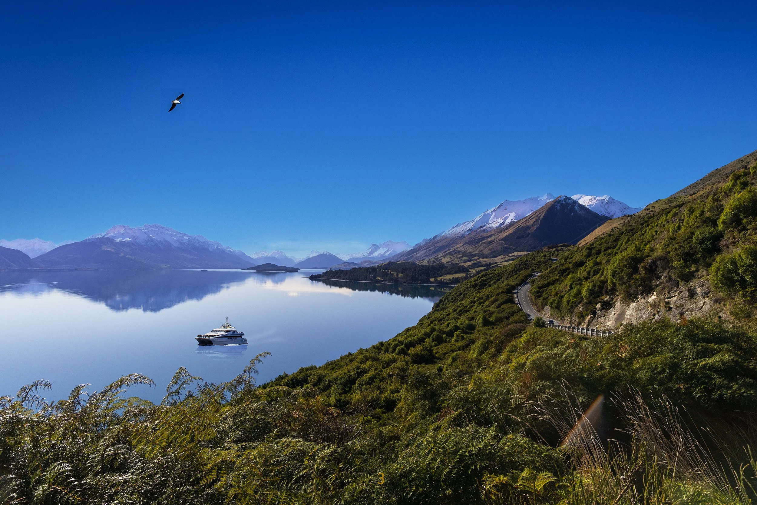 An image of a boat on Lake Wakatipu.