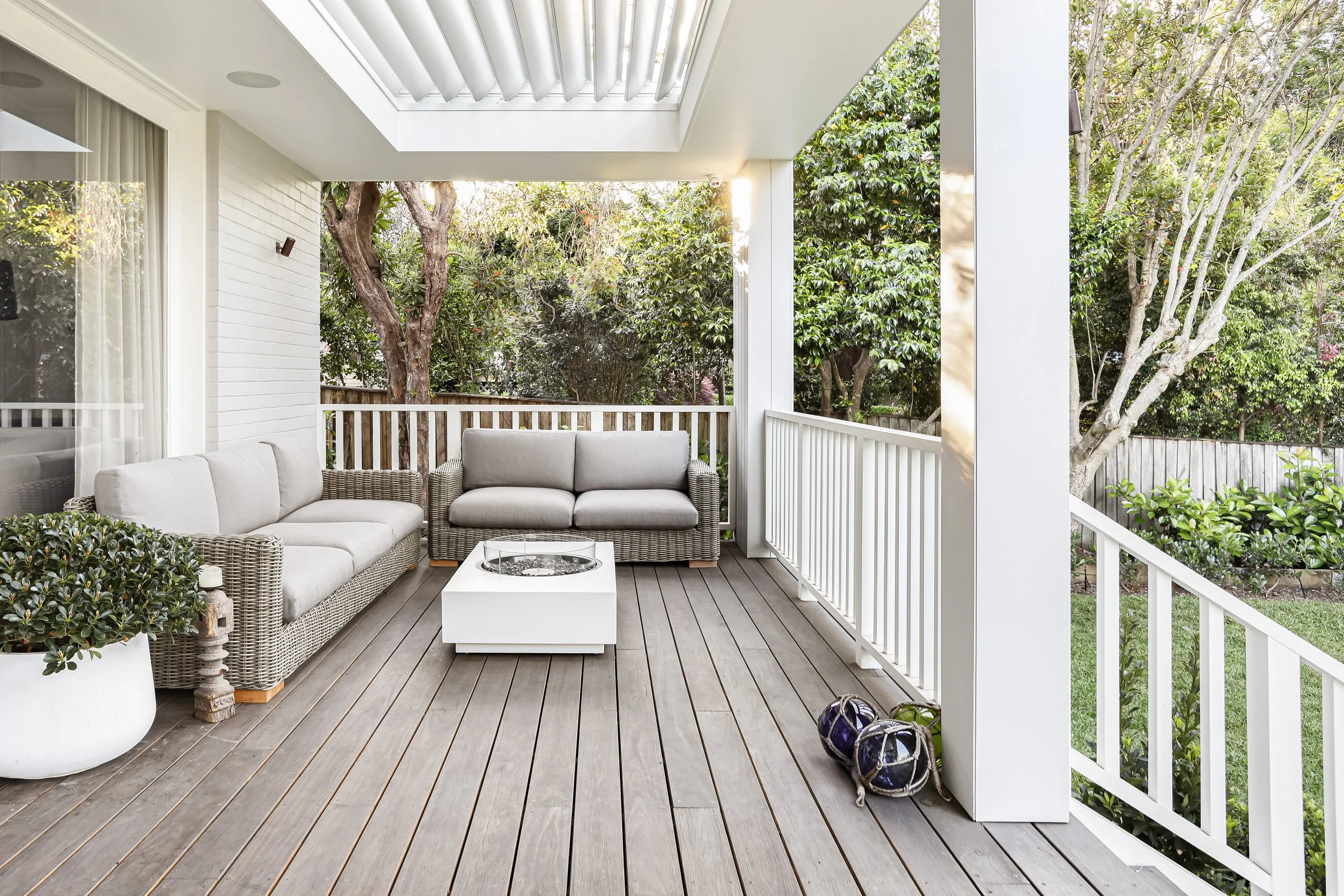 Challis-Ave-Turramurra-Balcony_1_1.jpg