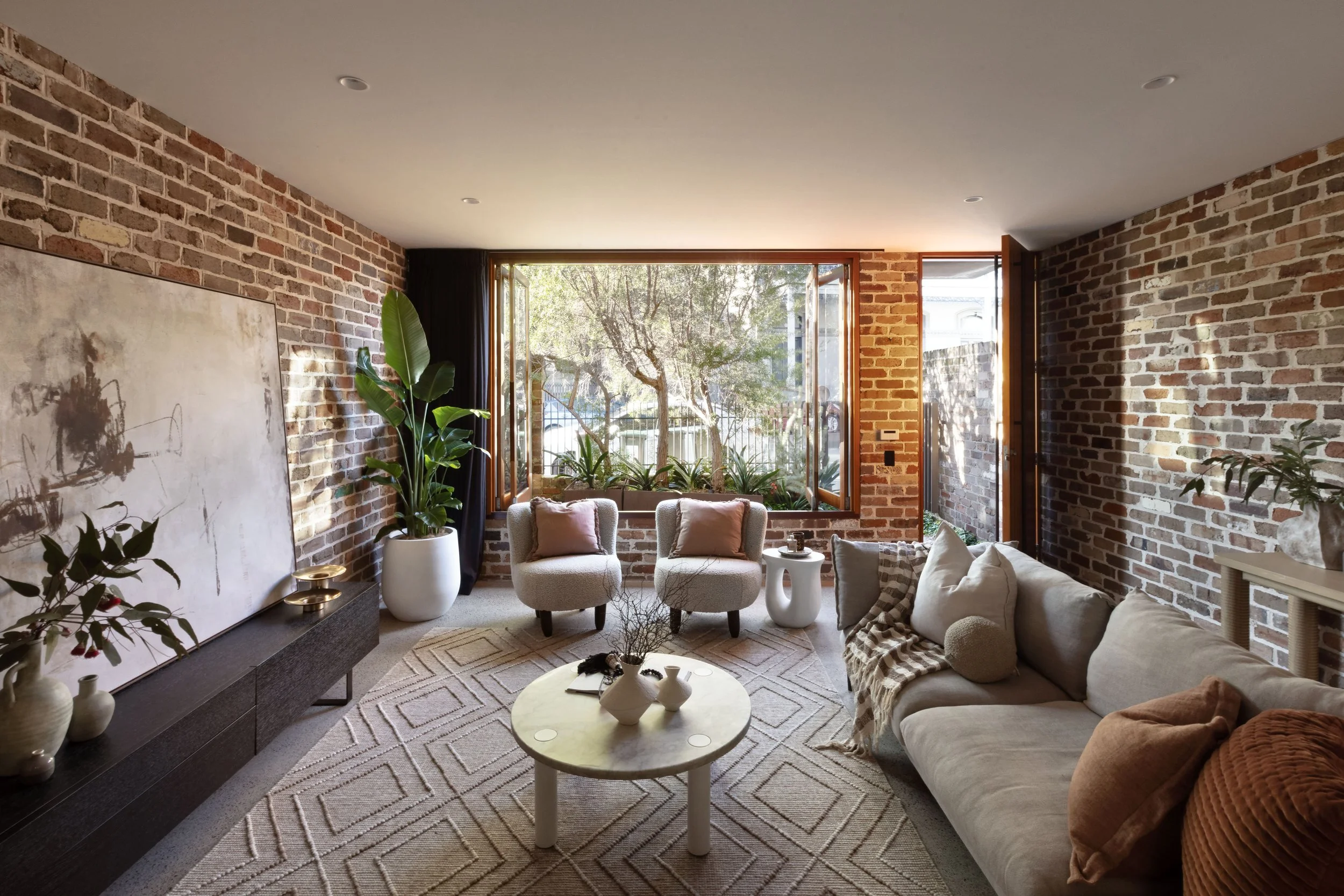 Beattie-St-104-Balmain-Lounge.jpg
