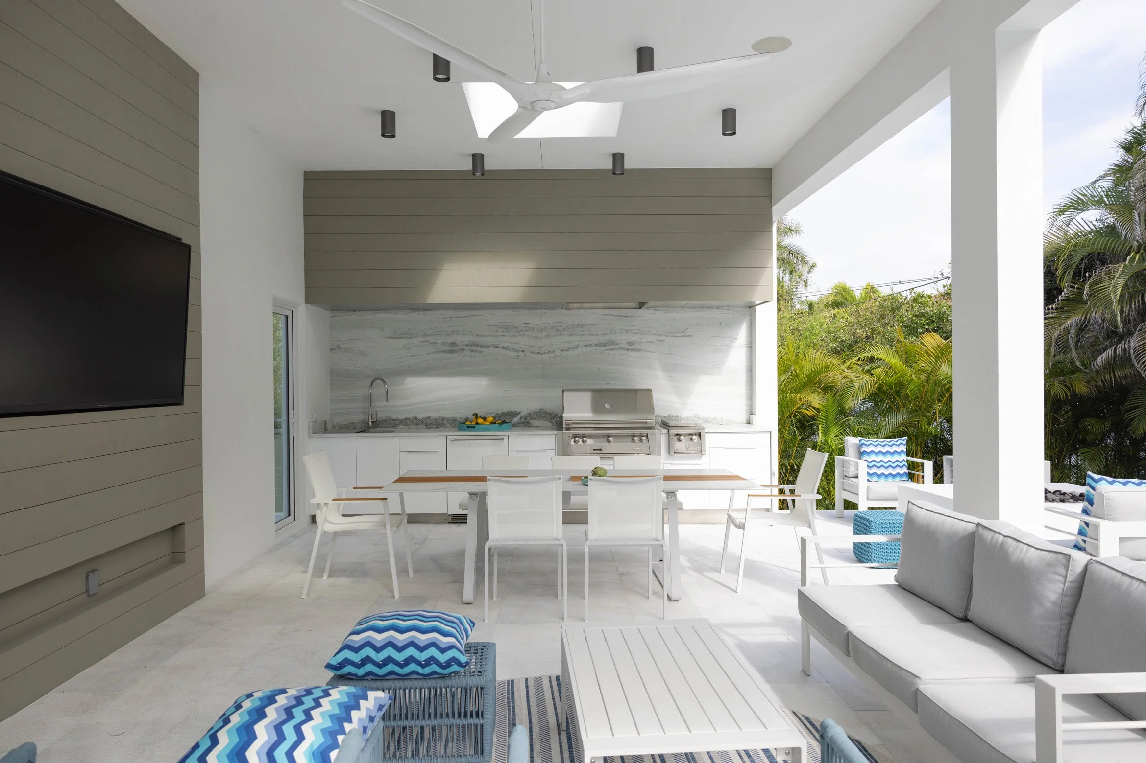 EVA STAR DESIGN NAPLES OUTDOOR 2 FL.jpg