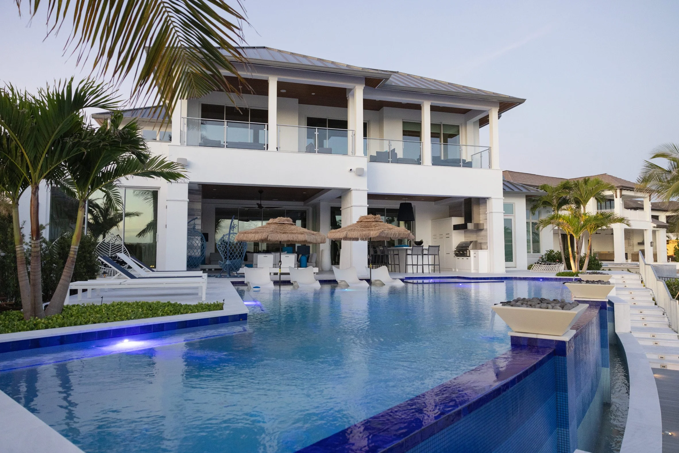 WATERFRONT OUTDOOR LIVING