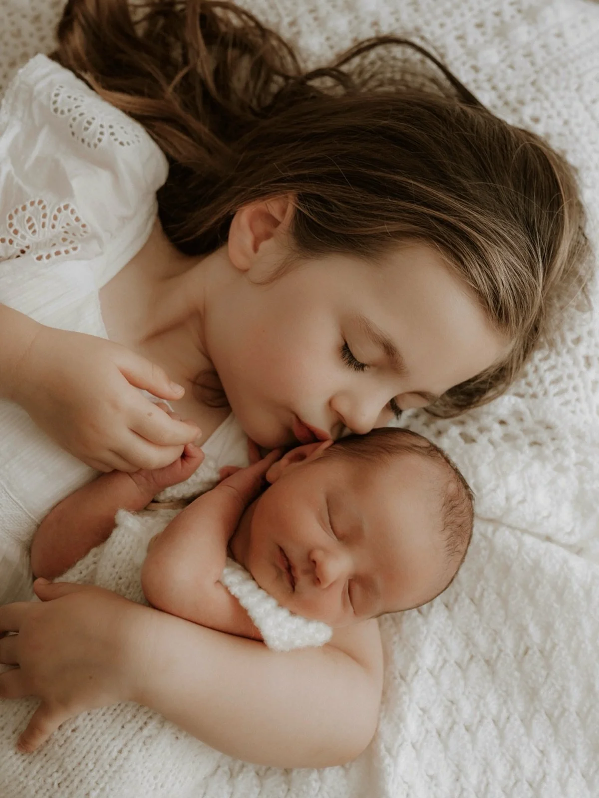 Welcome to the world, little sister. You have the best big girl looking out for you. ✨

_________________________________
Fernanda King Photography | Family, Newborn, Maternity &amp; Wedding Photography in London, Surrey, Richmond &amp; Wimbledon