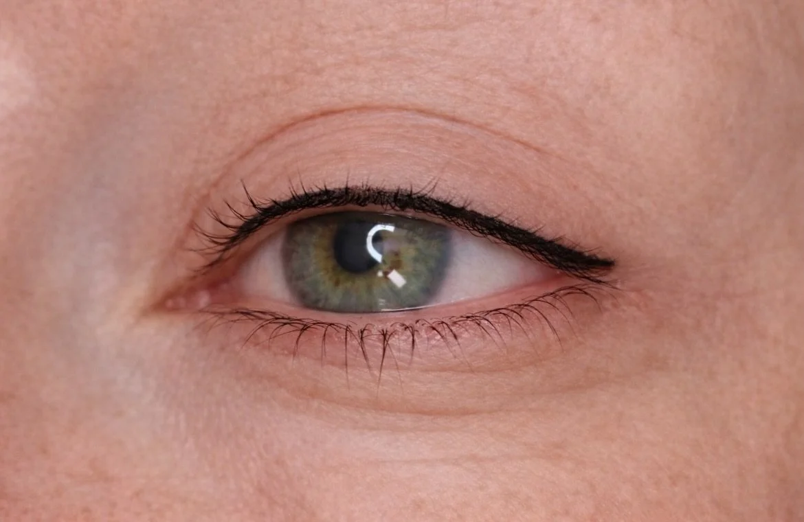 Lash Enhancement Liner