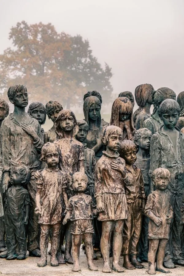 Complex PTSD vs. PTSD: Why Your Symptoms Might Not Match What You've Read