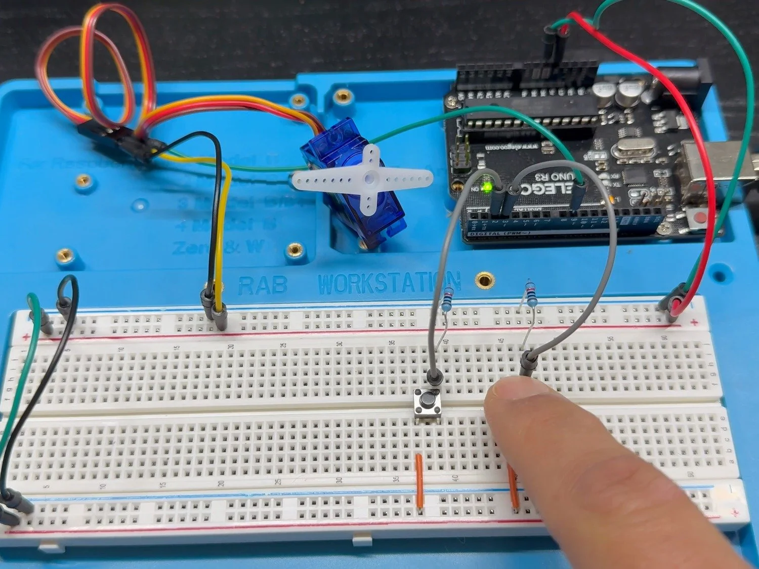 Bare-Metal AVR Servo Control