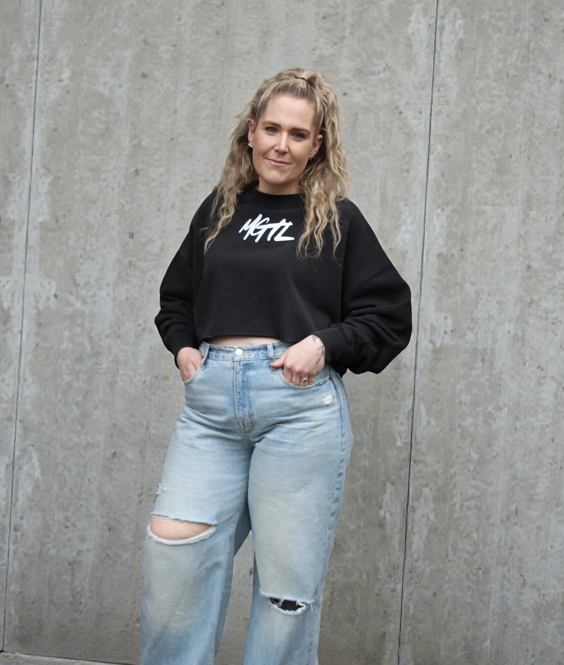 Ladies' Cropped Long Sleeve Crew